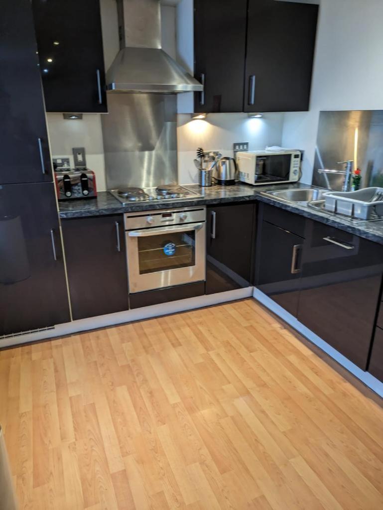 Modern 2 Bed Apartment With Stunning Seaside View Эдинбург Экстерьер фото